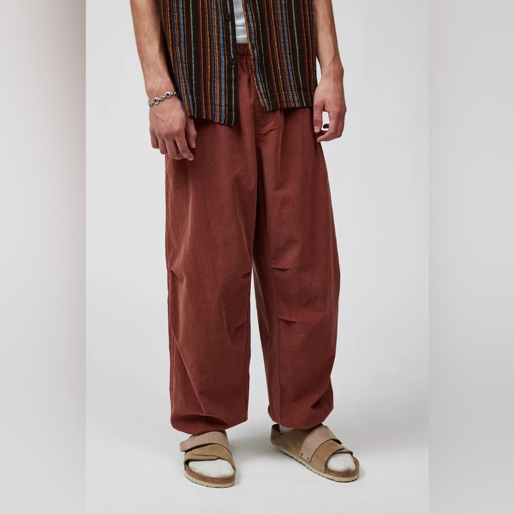 Urban Outfitters | BDG Solid 14W Corduroy Balloon Pants Wide Leg Brown Large - Picture 2 of 8